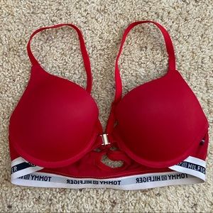 Tommy Hilfiger push up bra, size 34B